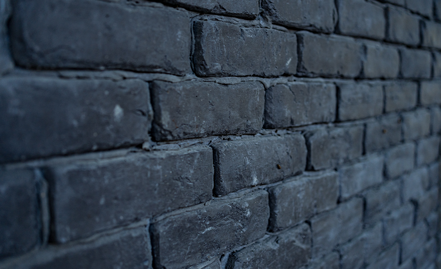 What Is The Rule For Pointing To Brick Walls