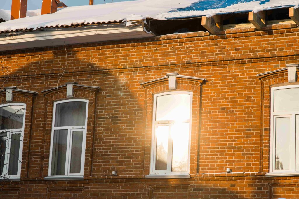 Effective Methods For Cold-Weather Brick Repointing Effective Methods For Cold-Weather Brick Repointing